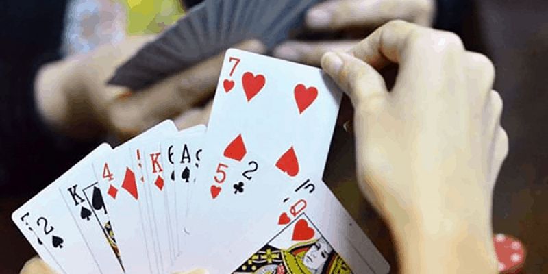 Luật chơi phỏm chi tiết cần nắm